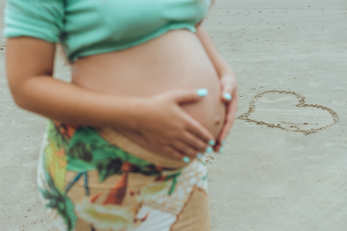 Ensaio gestante da Andressa na praia do Iporanga fotografo em Guaruja gestante gravida gravidinha bebe newborn nascimento barriga barrigão Ton Prans Fotografia