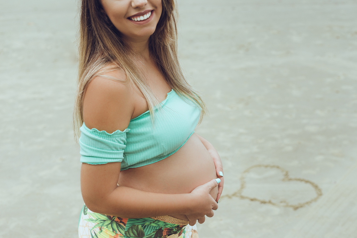 Ensaio gestante da Andressa na praia do Iporanga fotografo em Guaruja gestante gravida gravidinha bebe newborn nascimento barriga barrigão Ton Prans Fotografia
