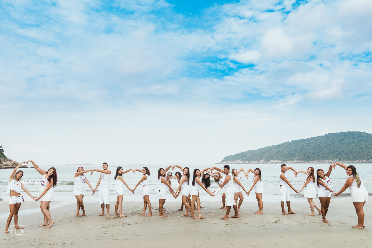 Ton Prans Fotografia | Ensaio Formatura Fisioteria Unaerp Guarujá Faculdade Formandos Universidade  Universitário Festa Praia