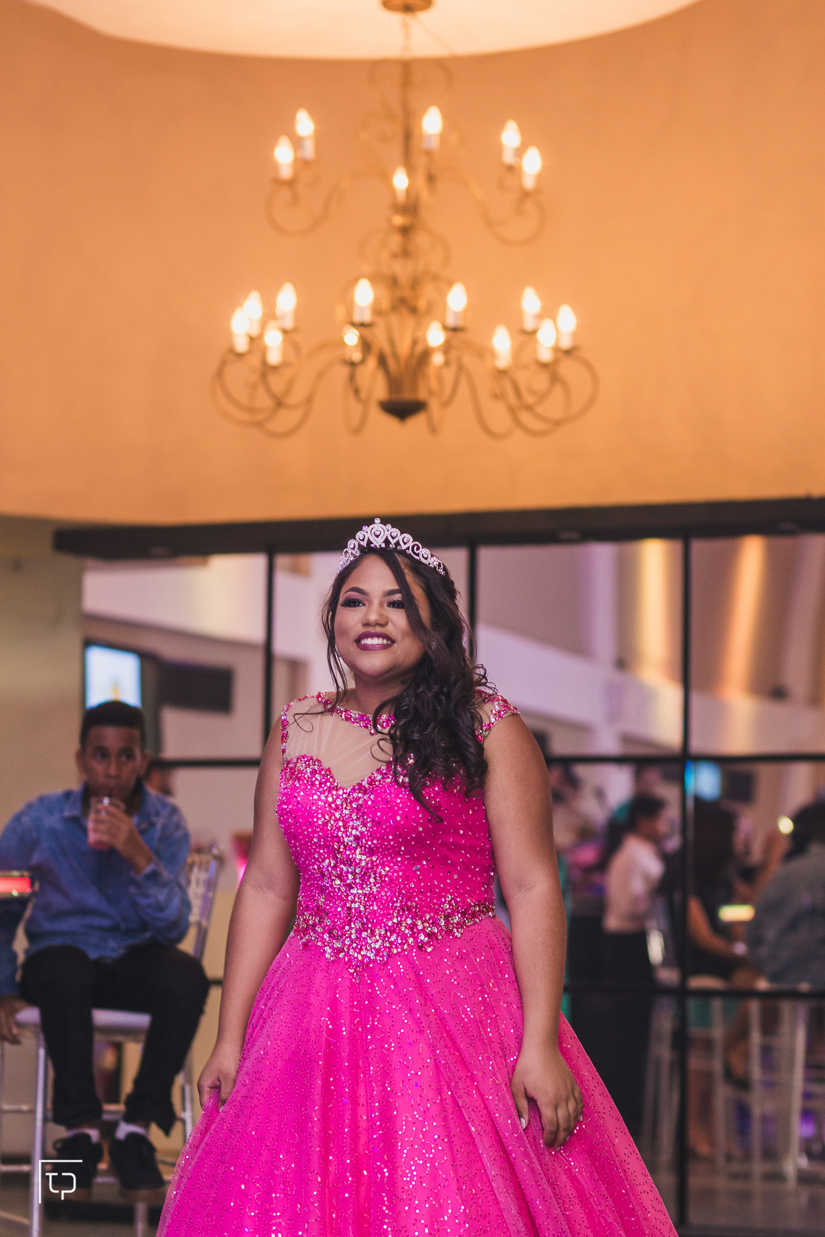 festa aniversario debutante 15 anos Buffet Mario em Santos | sonho de princesa valsa cerimonia vestido inspiracao ideias criatividade decoracao | fotografo em Guaruja Ton Prans Fotografia