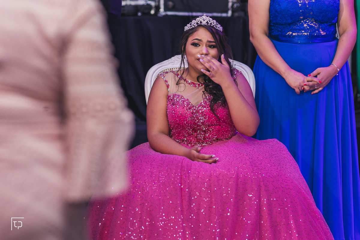 festa aniversario debutante 15 anos Buffet Mario em Santos | sonho de princesa valsa cerimonia vestido inspiracao ideias criatividade decoracao | fotografo em Guaruja Ton Prans Fotografia