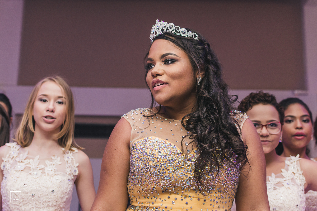 festa aniversario debutante 15 anos Buffet Mario em Santos | sonho de princesa valsa cerimonia vestido inspiracao ideias criatividade decoracao | fotografo em Guaruja Ton Prans Fotografia