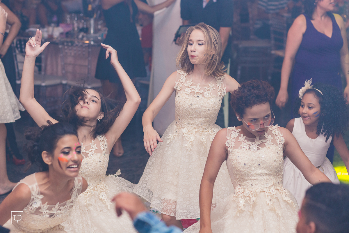 festa aniversario debutante 15 anos Buffet Mario em Santos | sonho de princesa valsa cerimonia vestido inspiracao ideias criatividade decoracao | fotografo em Guaruja Ton Prans Fotografia