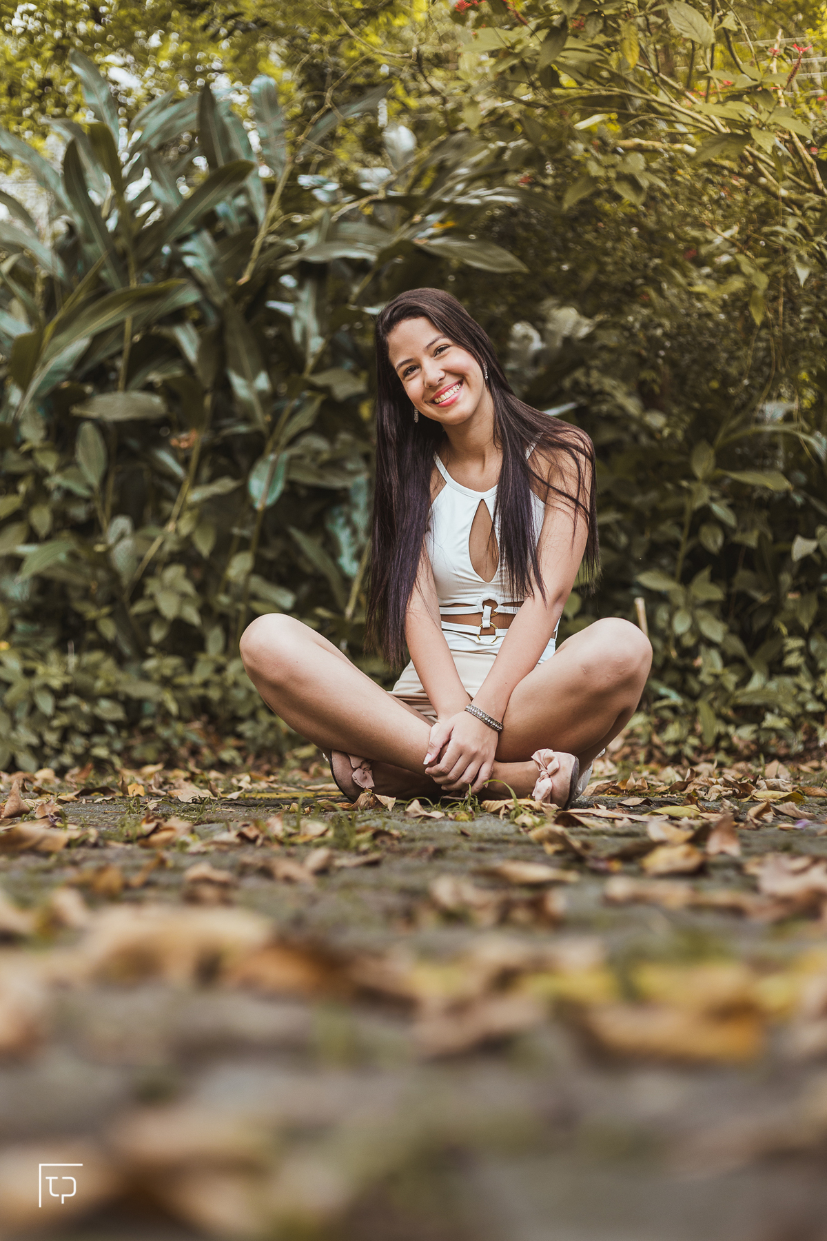 ensaio fotografico book debutante 15 anos na praia das Conchas e Iporanga | inspiracao ideias criatividade poses modelo | fotografo em Guaruja Ton Prans Fotografia