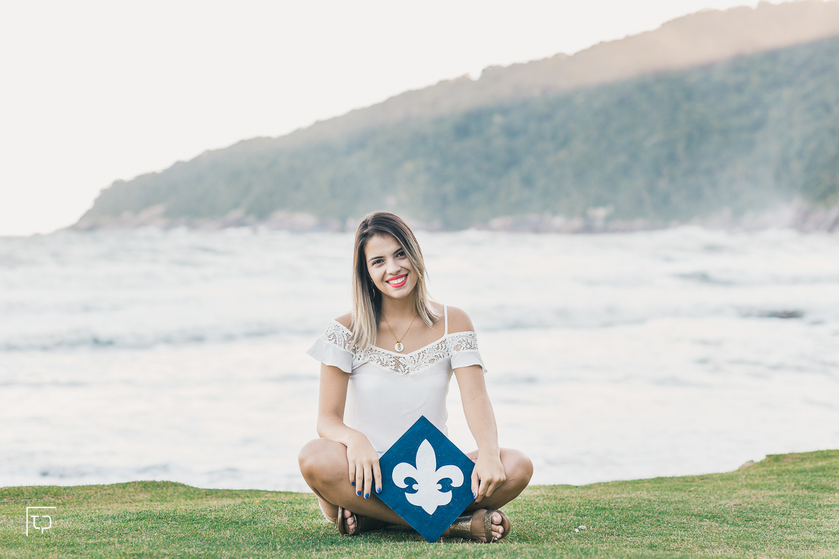 Ton Prans Fotografia | Ensaio Formatura Pedagogia Don Domenico FECLE Guarujá Faculdade Formandos Universidade  Universitário Festa Praia