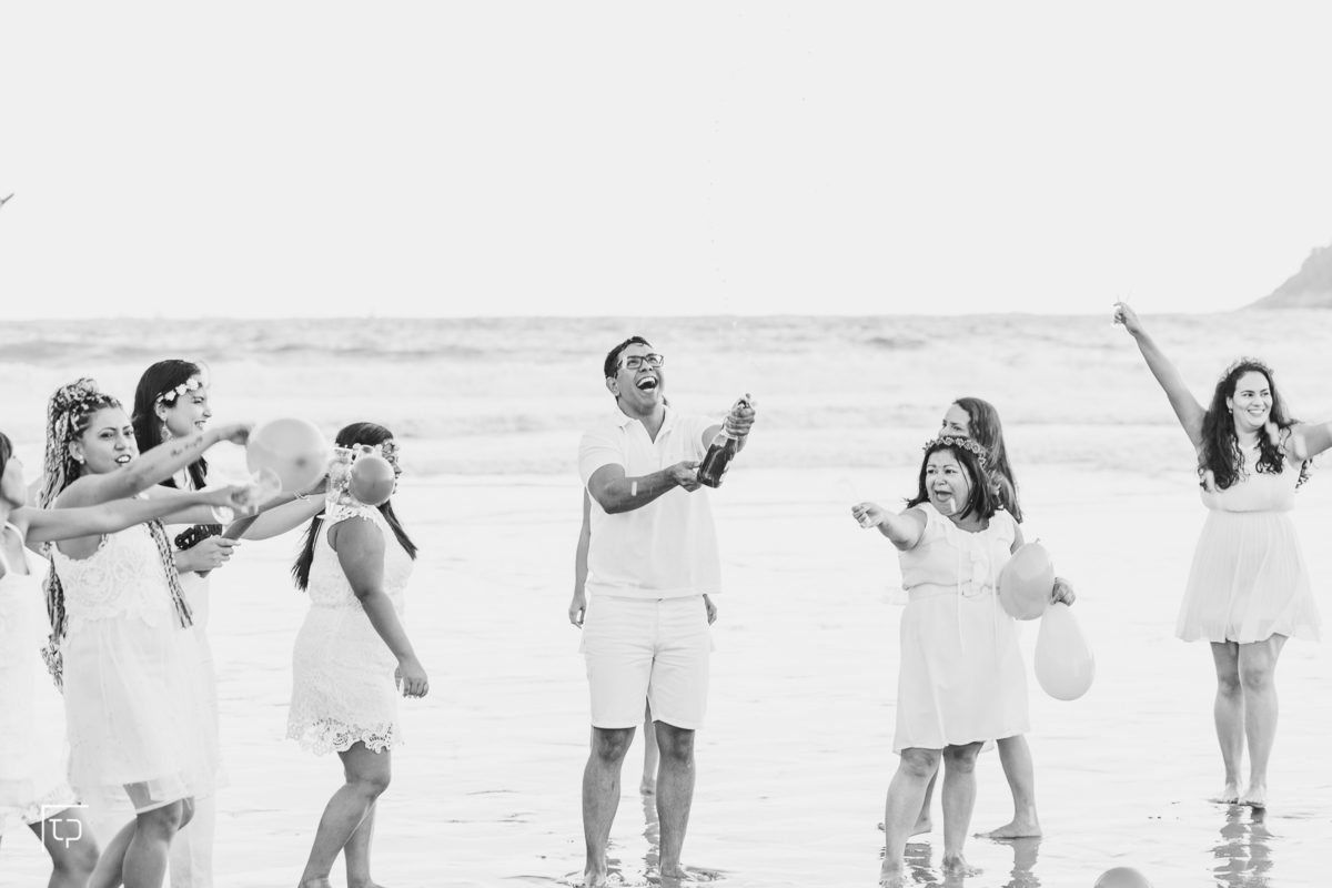 Ton Prans Fotografia | Ensaio Formatura Pedagogia Don Domenico FECLE Guarujá Faculdade Formandos Universidade  Universitário Festa Praia