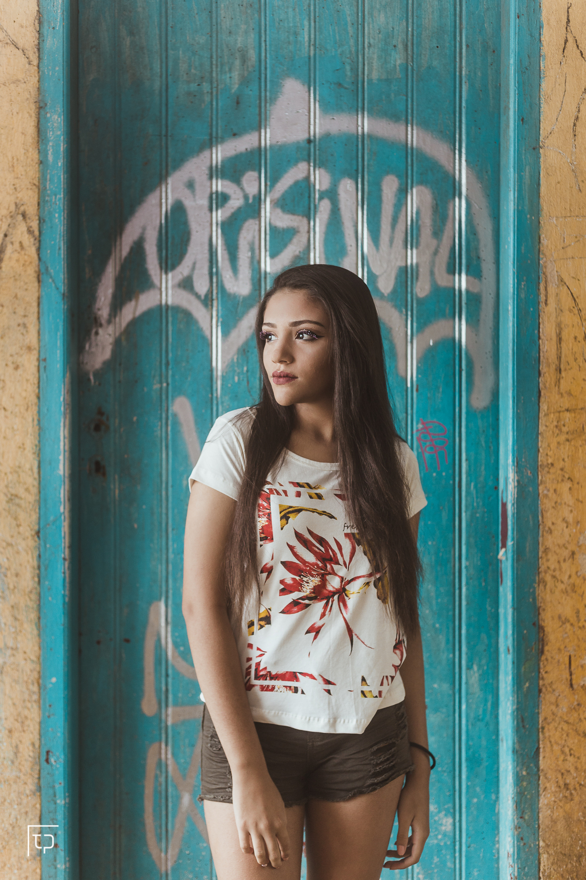 ensaio fotografico book debutante 15 anos Paranapiacaba em Santo Andre | inspiracao ideias criatividade poses modelo | fotografo em Guaruja Ton Prans Fotografia