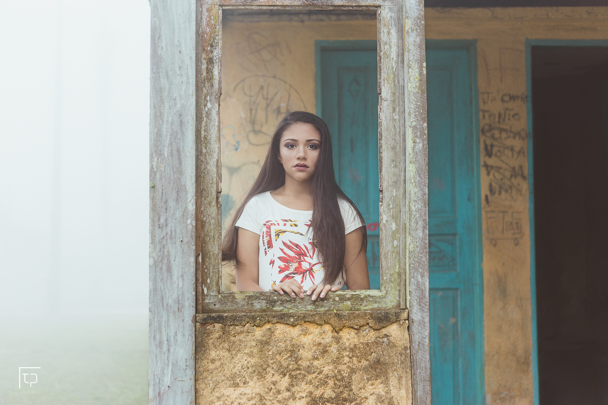 ensaio fotografico book debutante 15 anos Paranapiacaba em Santo Andre | inspiracao ideias criatividade poses modelo | fotografo em Guaruja Ton Prans Fotografia