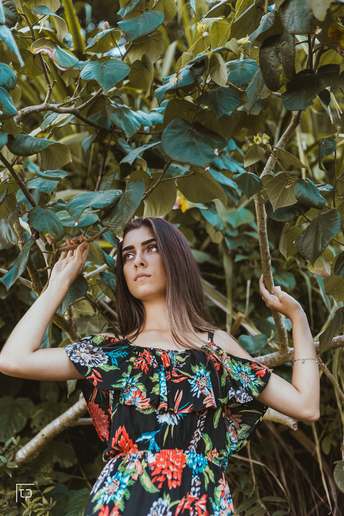 ensaio fotografico book debutante 15 anos na praia do guaiuba | inspiracao ideias criatividade poses modelo | fotografo em Guaruja Ton Prans Fotografia