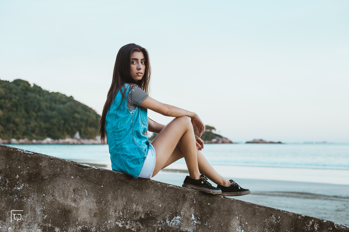 ensaio fotografico book debutante 15 anos na praia do guaiuba | inspiracao ideias criatividade poses modelo | fotografo em Guaruja Ton Prans Fotografia