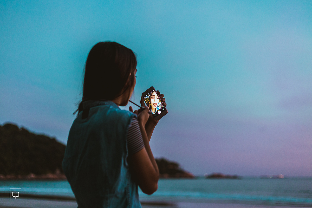 ensaio fotografico book debutante 15 anos na praia do guaiuba | inspiracao ideias criatividade poses modelo | fotografo em Guaruja Ton Prans Fotografia