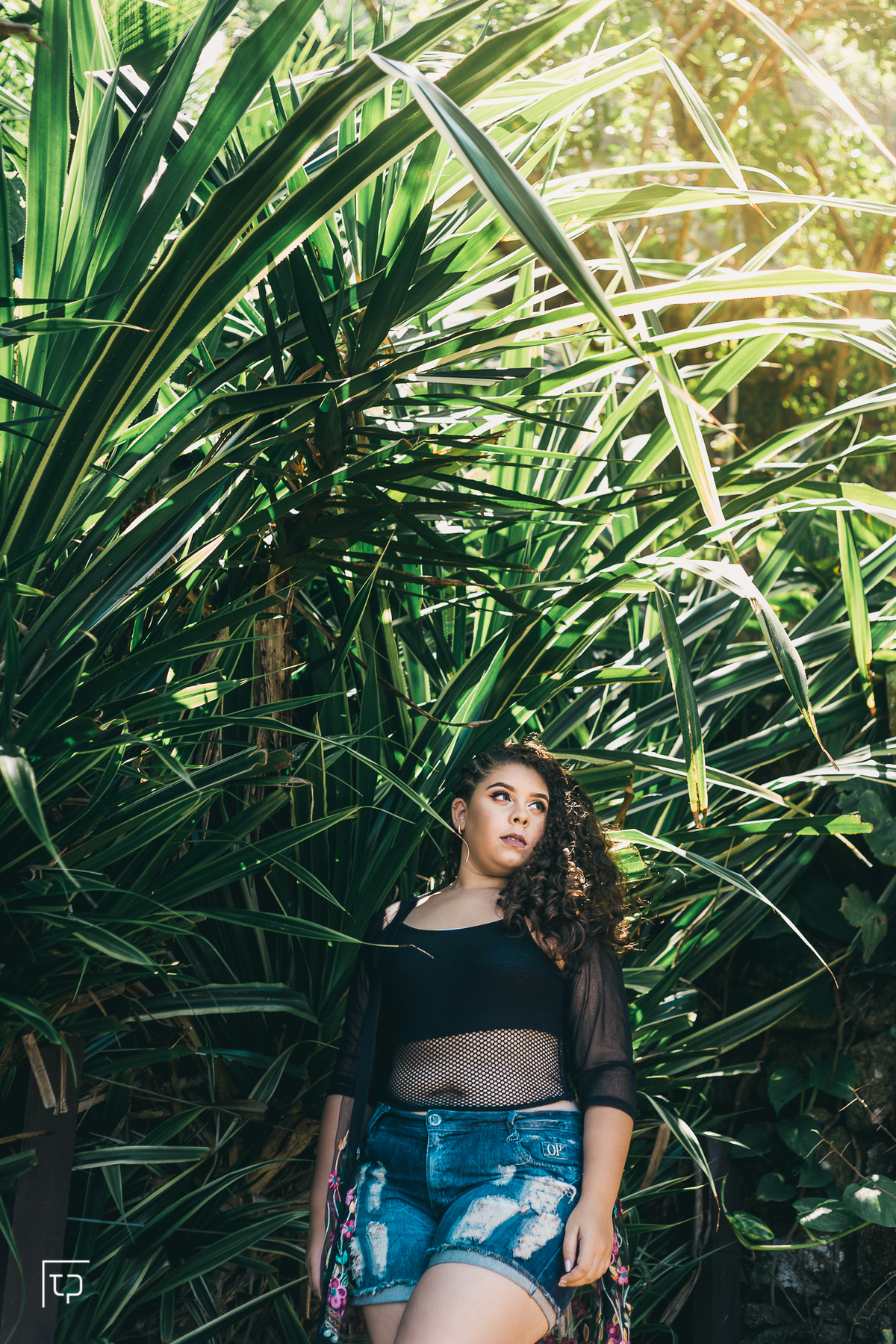 ensaio fotografico book debutante 15 anos na praia do guaiuba | inspiracao ideias criatividade poses modelo | fotografo em Guaruja Ton Prans Fotografia