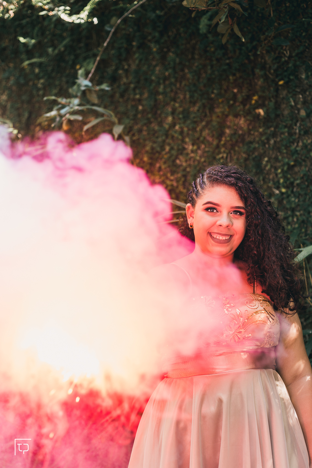 ensaio fotografico book debutante 15 anos na praia do guaiuba | inspiracao ideias criatividade poses modelo | fotografo em Guaruja Ton Prans Fotografia