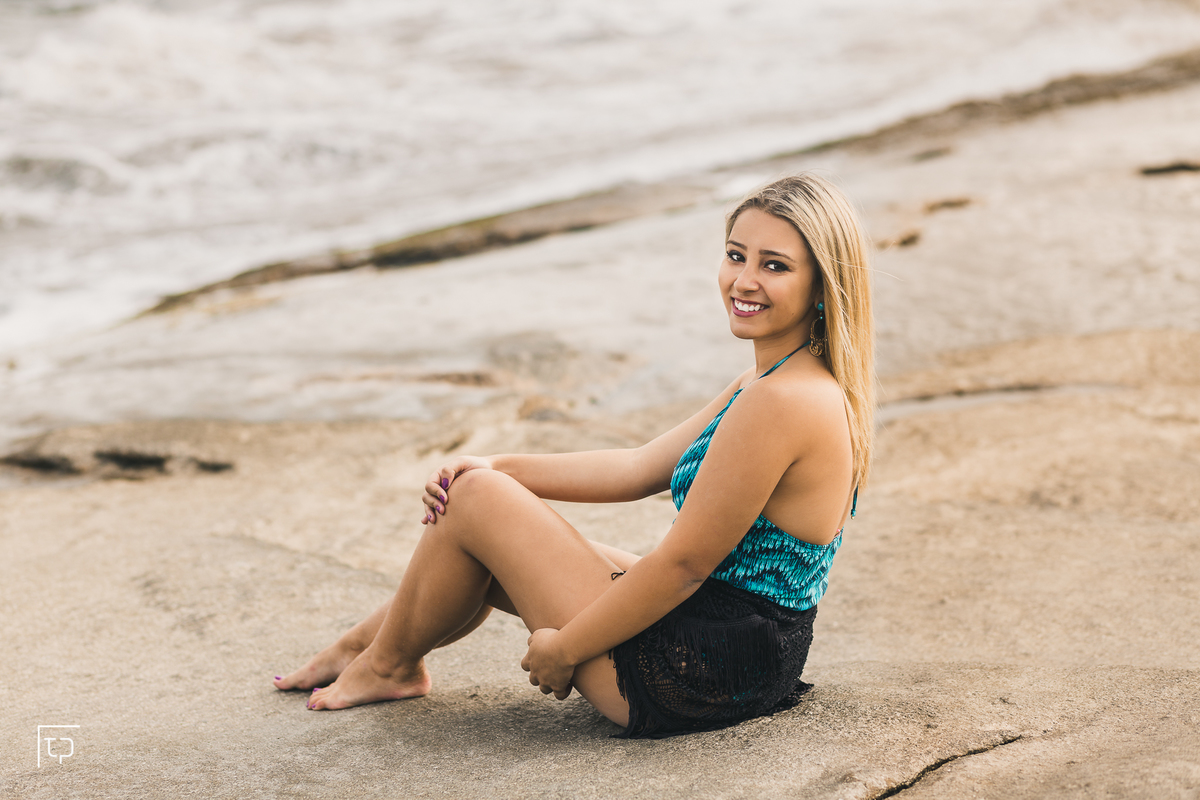 ensaio fotografico book debutante 15 anos praia das conchas | inspiracao ideias criatividade poses modelo | fotografo em Guaruja Ton Prans Fotografia