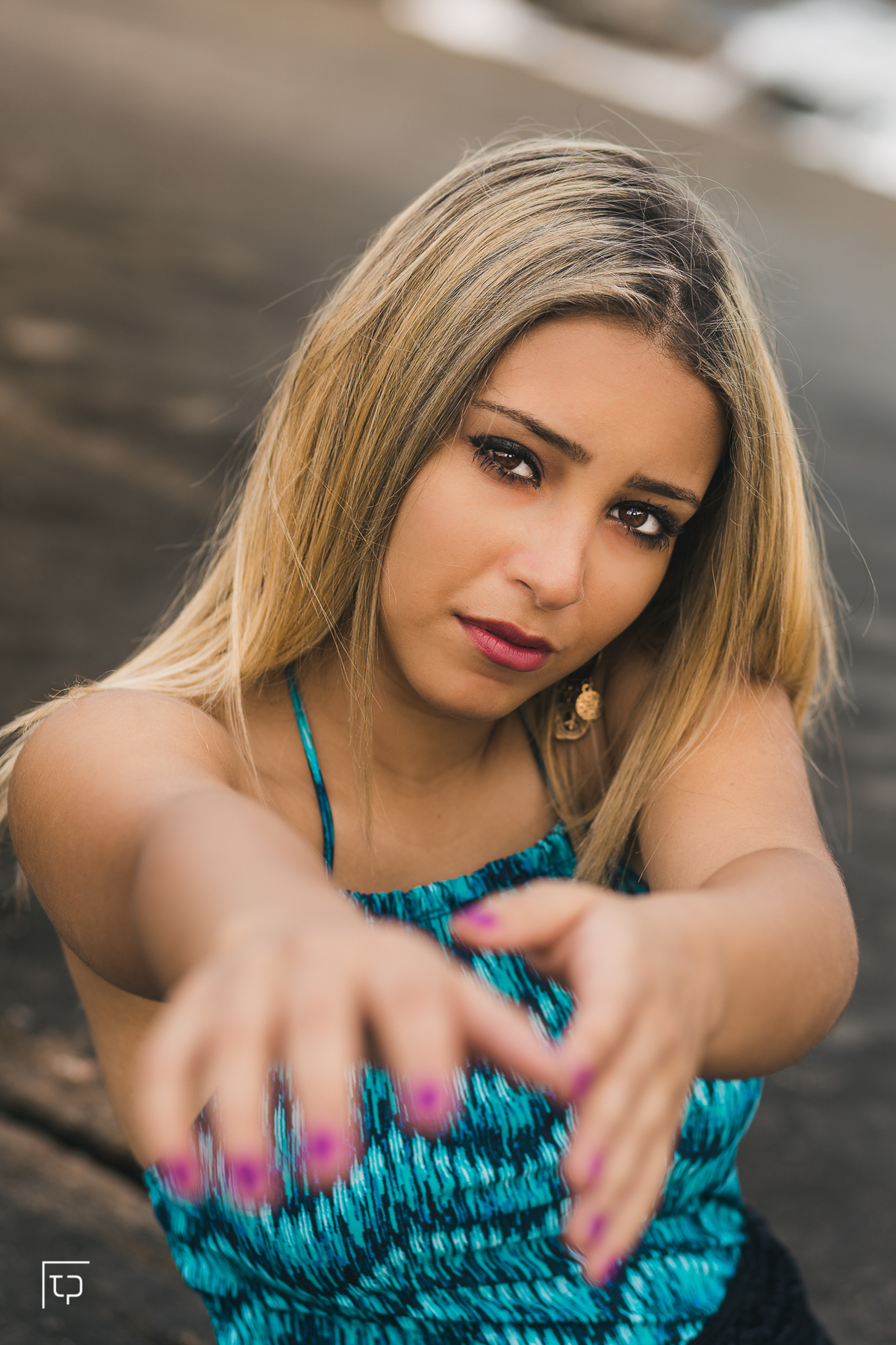 ensaio fotografico book debutante 15 anos praia das conchas | inspiracao ideias criatividade poses modelo | fotografo em Guaruja Ton Prans Fotografia