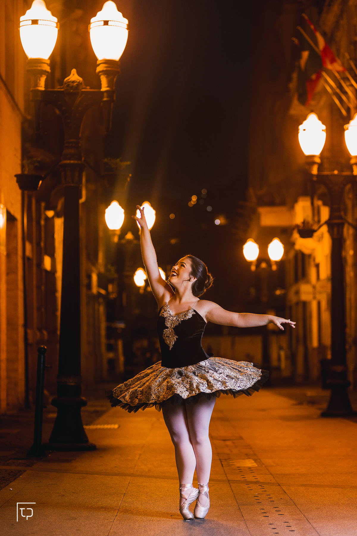 ensaio fotografico book debutante 15 anos centro Histórico de santos | ballet balé dança inspiracao ideias criatividade poses modelo | fotografo em Guaruja Ton Prans Fotografia