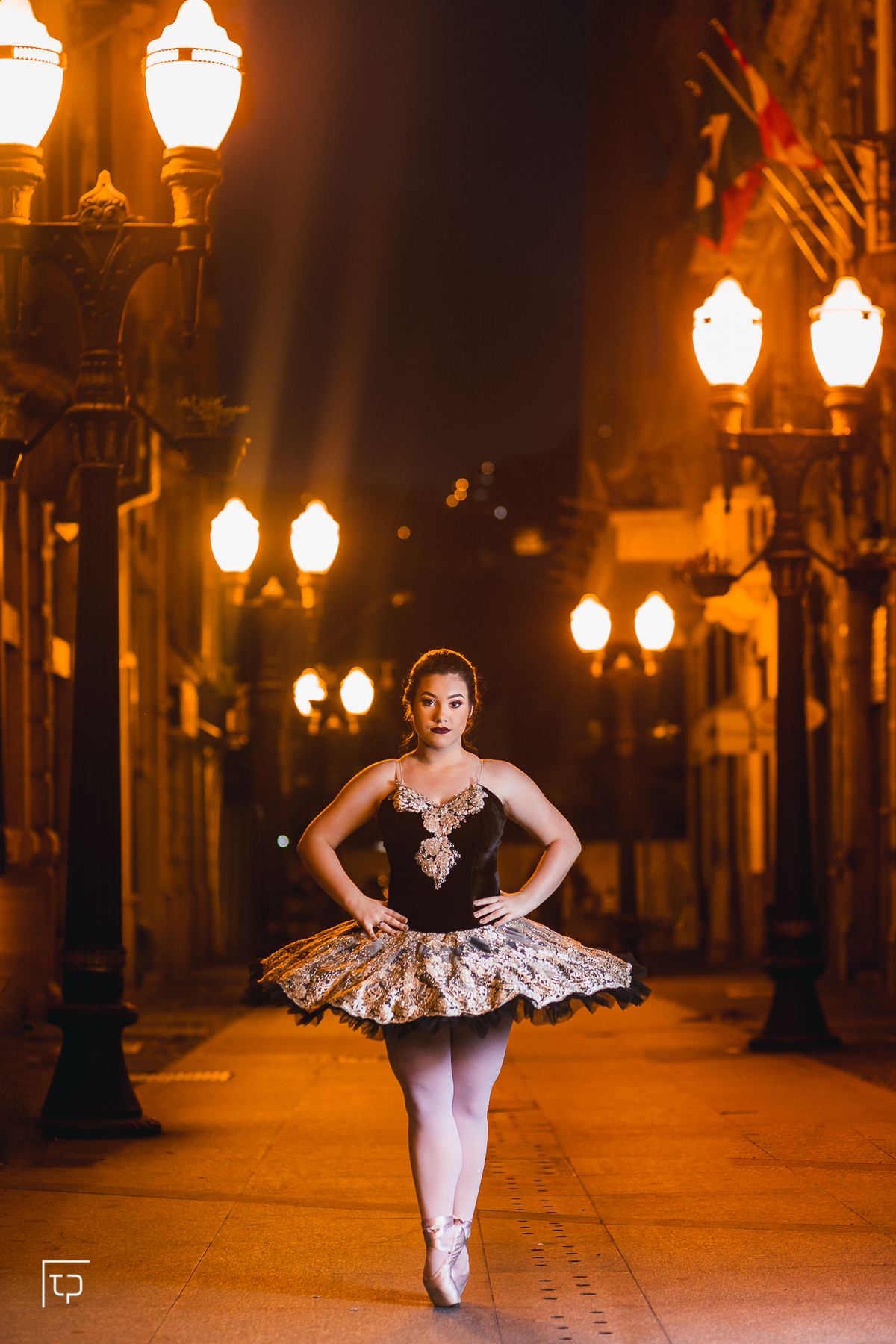 ensaio fotografico book debutante 15 anos centro Histórico de santos | ballet balé dança inspiracao ideias criatividade poses modelo | fotografo em Guaruja Ton Prans Fotografia