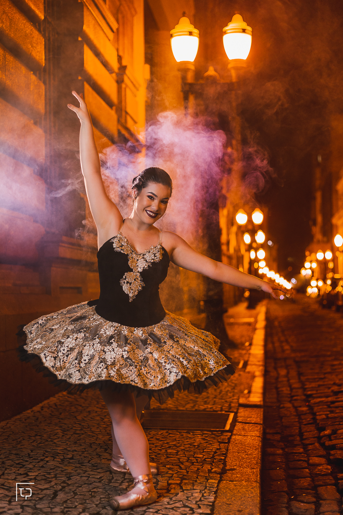 ensaio fotografico book debutante 15 anos centro Histórico de santos | ballet balé dança inspiracao ideias criatividade poses modelo | fotografo em Guaruja Ton Prans Fotografia