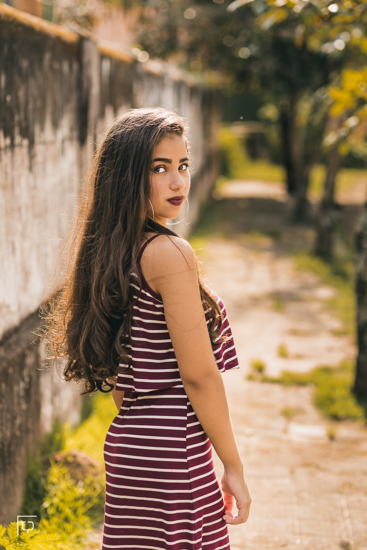 ensaio fotografico book debutante 15 anos na praia do guaiuba | inspiracao ideias criatividade poses modelo | fotografo em Guaruja Ton Prans Fotografia