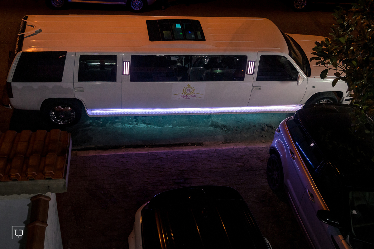 making of debutante 15 anos no Guarujá no Espaço Moure maquiadora Priscila Galvão | maquiagem makeup make delineado batom | fotografo em Guaruja Ton Prans Fotografia