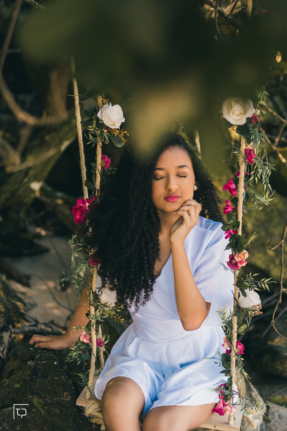 ensaio fotografico book debutante 15 anos na Praia das Conchas | inspiracao ideias criatividade poses modelo | fotografo em Guaruja Ton Prans Fotografia
