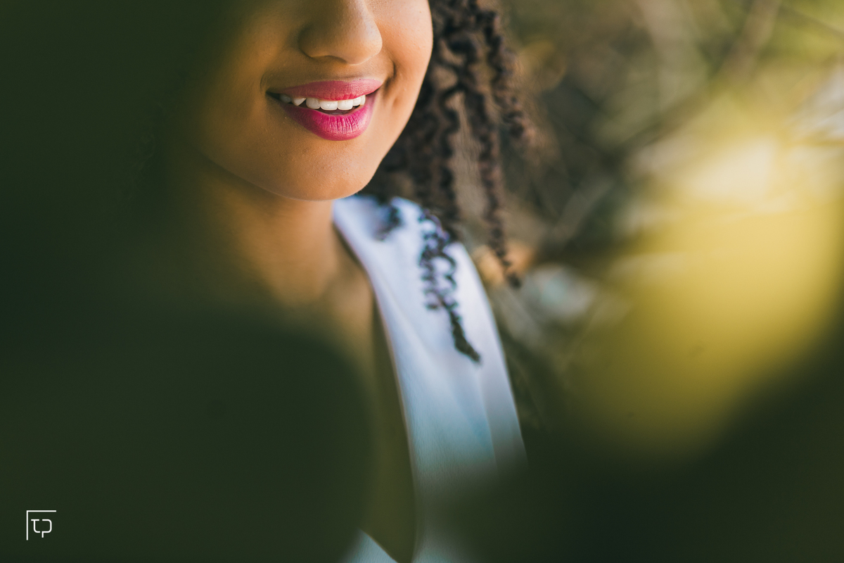 ensaio fotografico book debutante 15 anos na Praia das Conchas | inspiracao ideias criatividade poses modelo | fotografo em Guaruja Ton Prans Fotografia