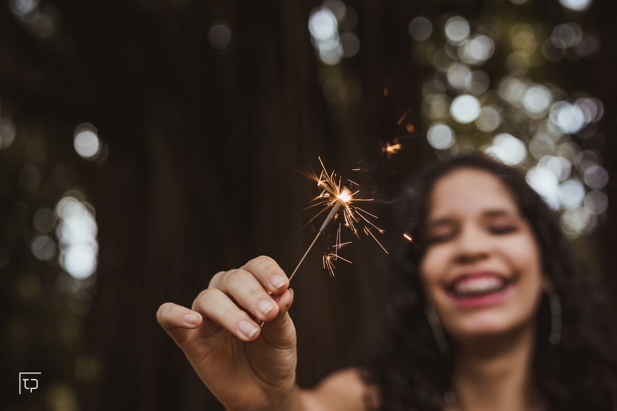 ensaio fotografico book debutante 15 anos no Parque Ibirapuera em Sao Paulo | inspiracao ideias criatividade poses modelo sparkles | fotografo em Guaruja Ton Prans Fotografia