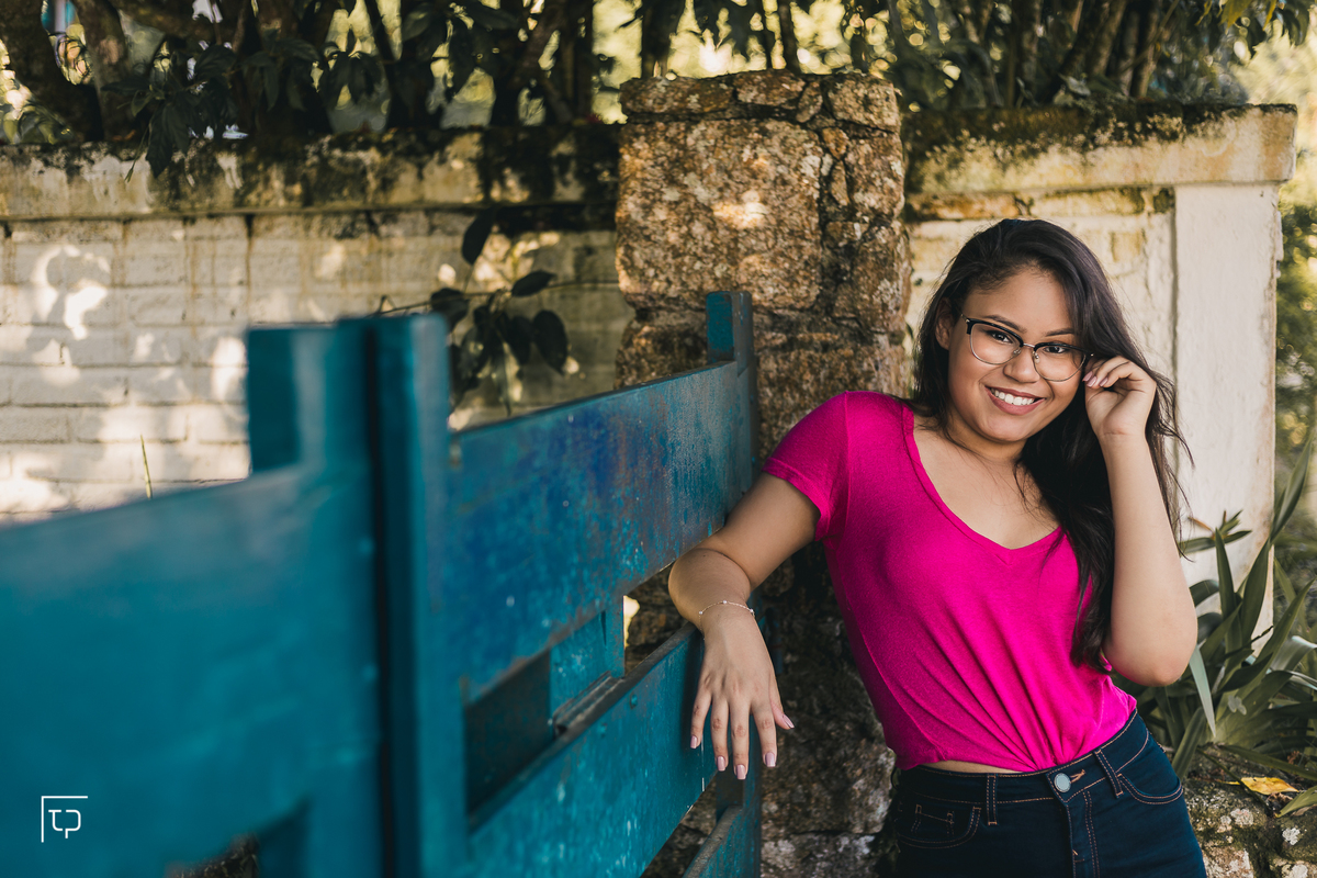 ensaio fotografico book debutante 15 anos na praia do guaiuba | inspiracao ideias criatividade poses modelo | fotografo em Guaruja Ton Prans Fotografia