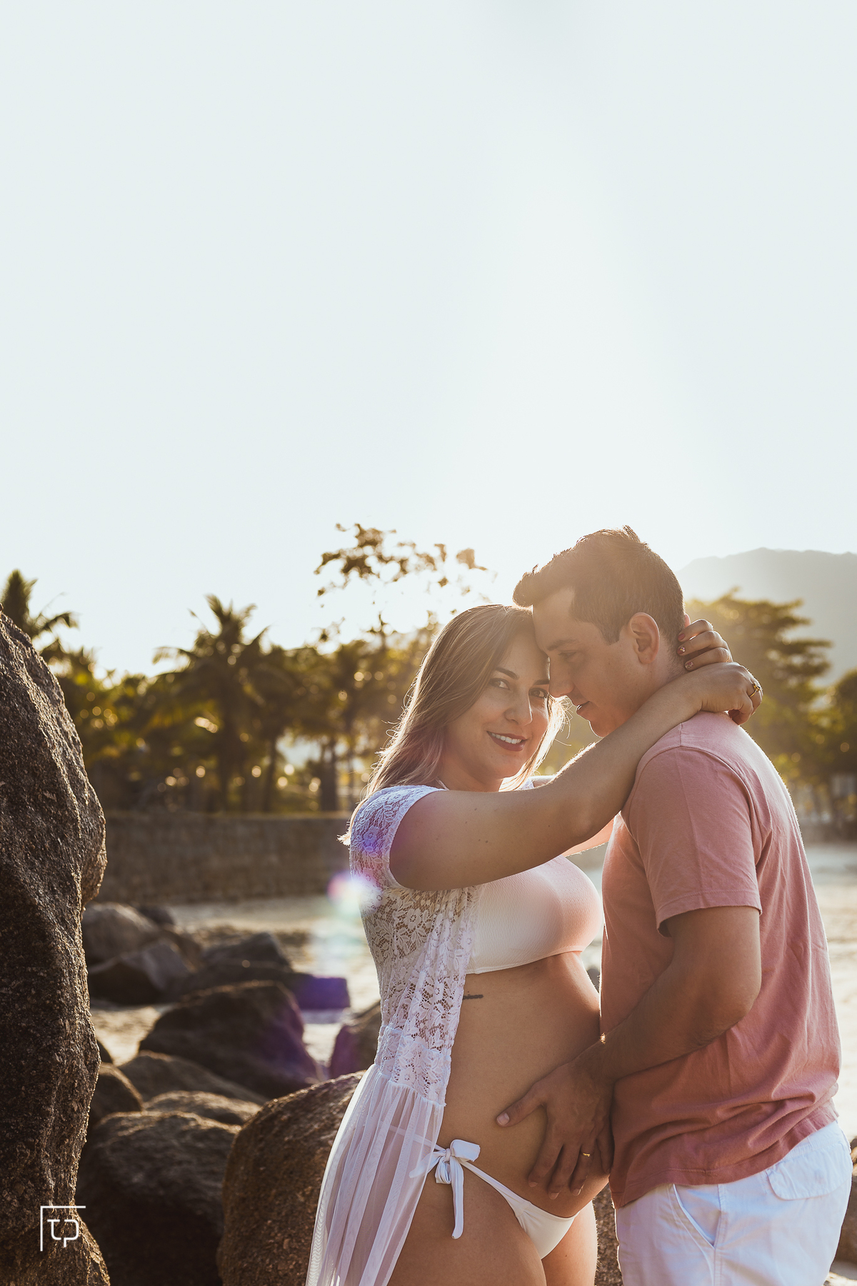 ensaio gestante gestante da fernanda na praia do guaiuba gravida gravidinha bebe newborn nascimento barriga barrigão fotografo em Guaruja Ton Prans Fotografia