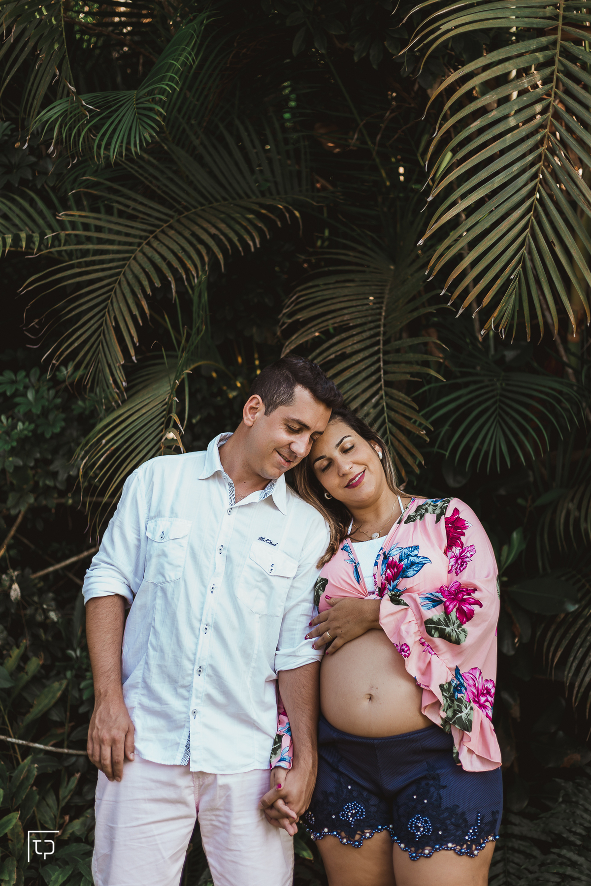 ensaio gestante gestante da fernanda na praia do guaiuba gravida gravidinha bebe newborn nascimento barriga barrigão fotografo em Guaruja Ton Prans Fotografia