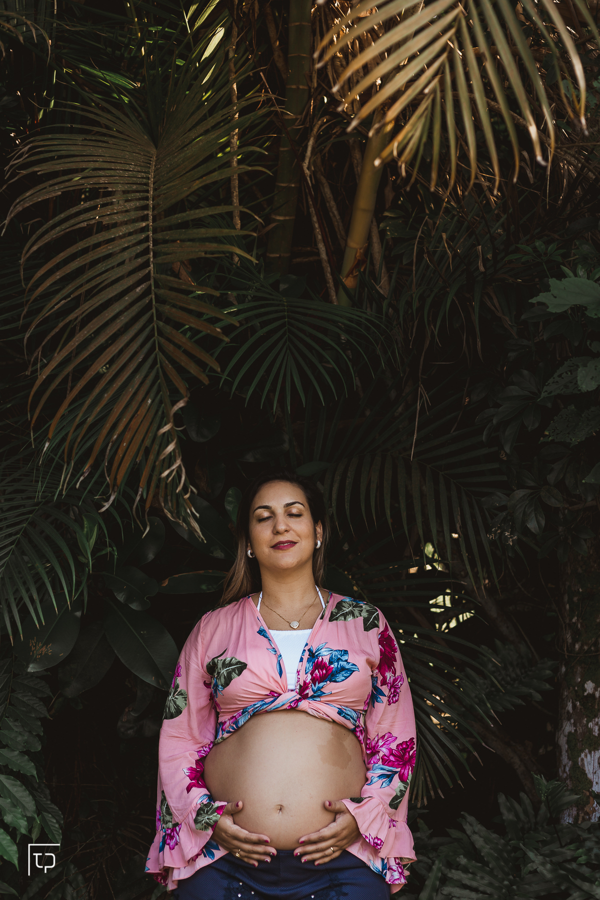 ensaio gestante gestante da fernanda na praia do guaiuba gravida gravidinha bebe newborn nascimento barriga barrigão fotografo em Guaruja Ton Prans Fotografia