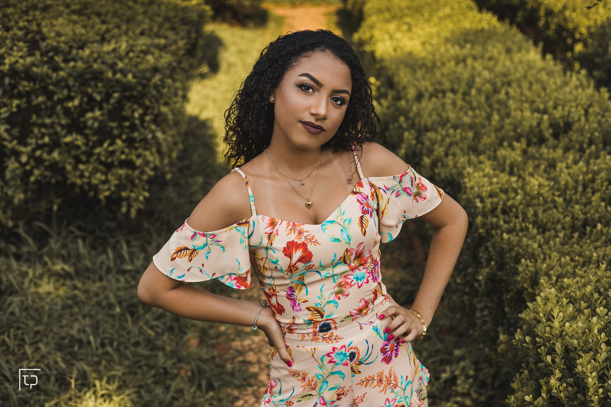 ensaio fotografico book debutante 15 anos no museu ipiranga  | inspiracao ideias criatividade poses modelo | fotografo em Guaruja Ton Prans Fotografia