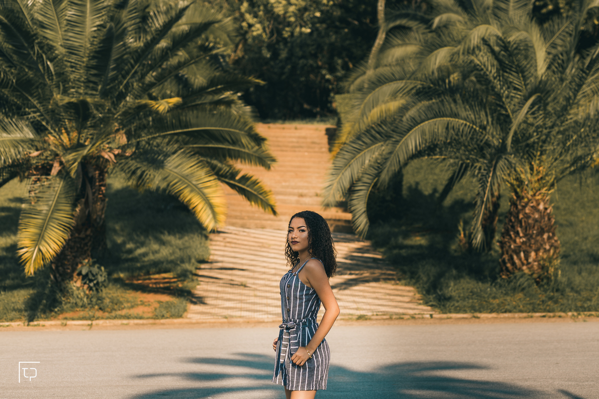 ensaio fotografico book debutante 15 anos no museu ipiranga  | inspiracao ideias criatividade poses modelo | fotografo em Guaruja Ton Prans Fotografia