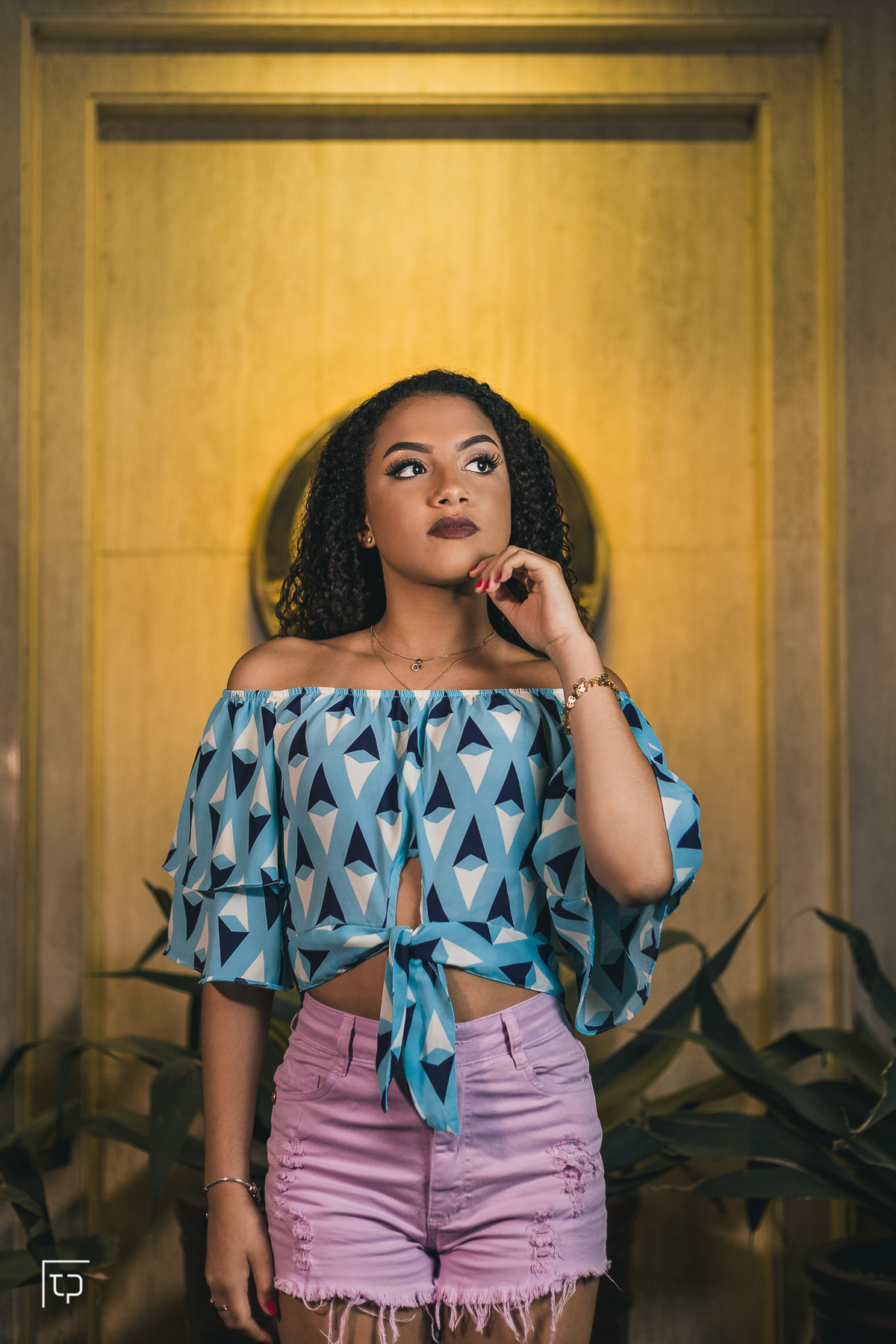 ensaio fotografico book debutante 15 anos na avenida paulista | inspiracao ideias criatividade poses modelo | fotografo em Guaruja Ton Prans Fotografia