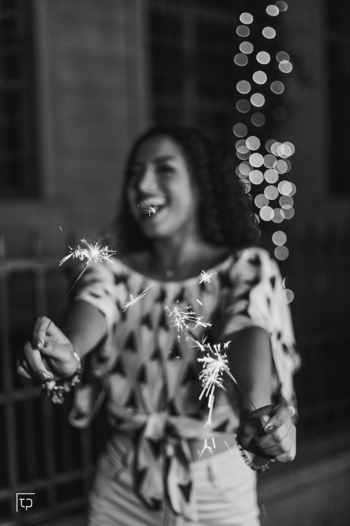 ensaio fotografico book debutante 15 anos na avenida paulista | inspiracao ideias criatividade poses modelo | fotografo em Guaruja Ton Prans Fotografia