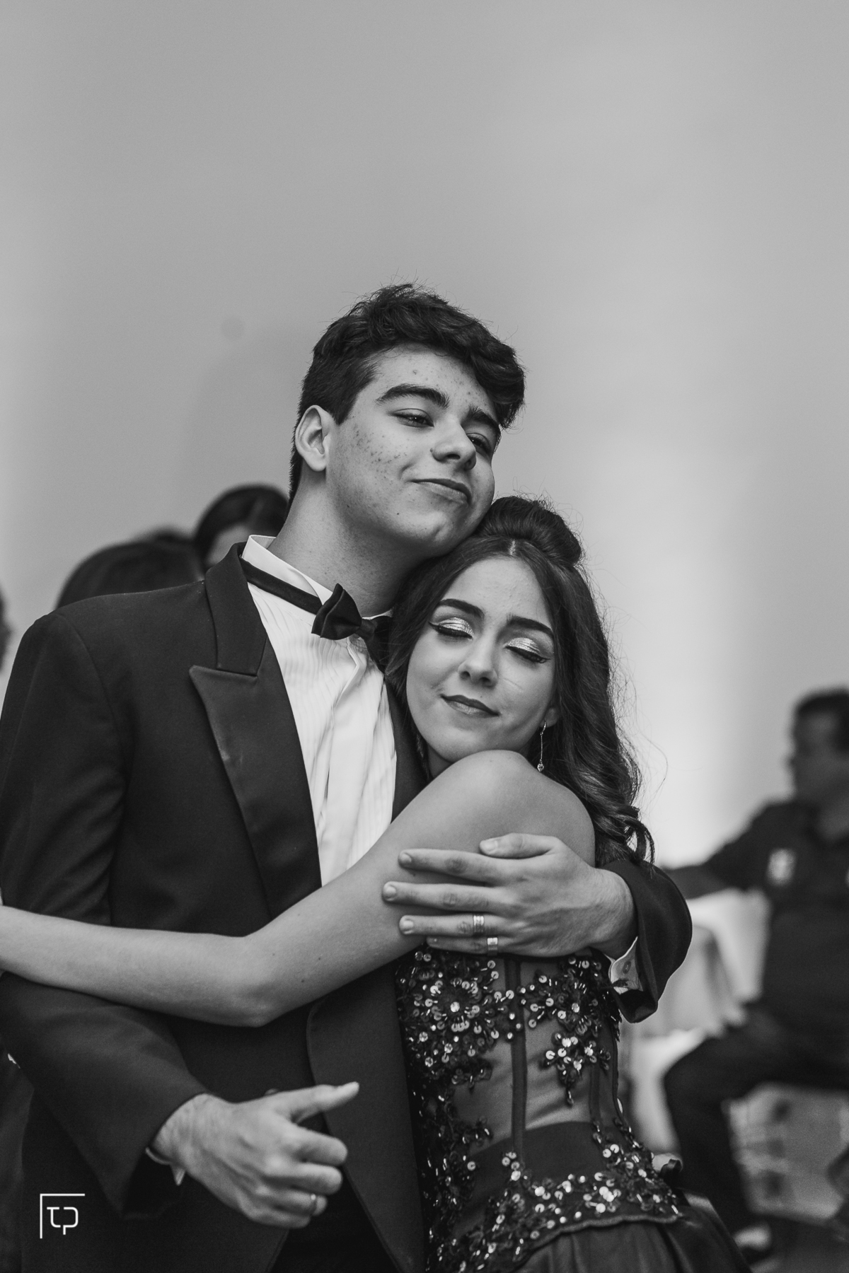 festa aniversario debutante 15 anos no Vila das Flores Buffet em Santos | sonho de princesa valsa cerimonia vestido inspiracao ideias criatividade decoracao | fotografo em Guaruja Ton Prans Fotografia