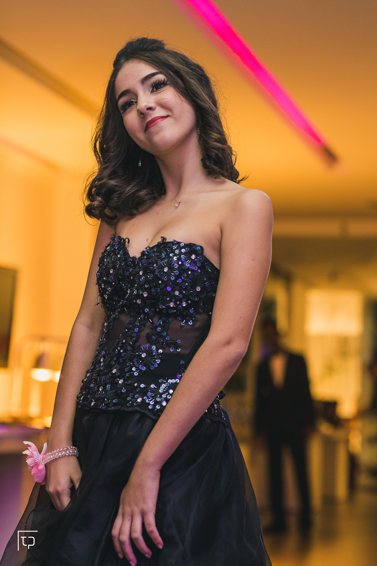 festa aniversario debutante 15 anos no Vila das Flores Buffet em Santos | sonho de princesa valsa cerimonia vestido inspiracao ideias criatividade decoracao | fotografo em Guaruja Ton Prans Fotografia