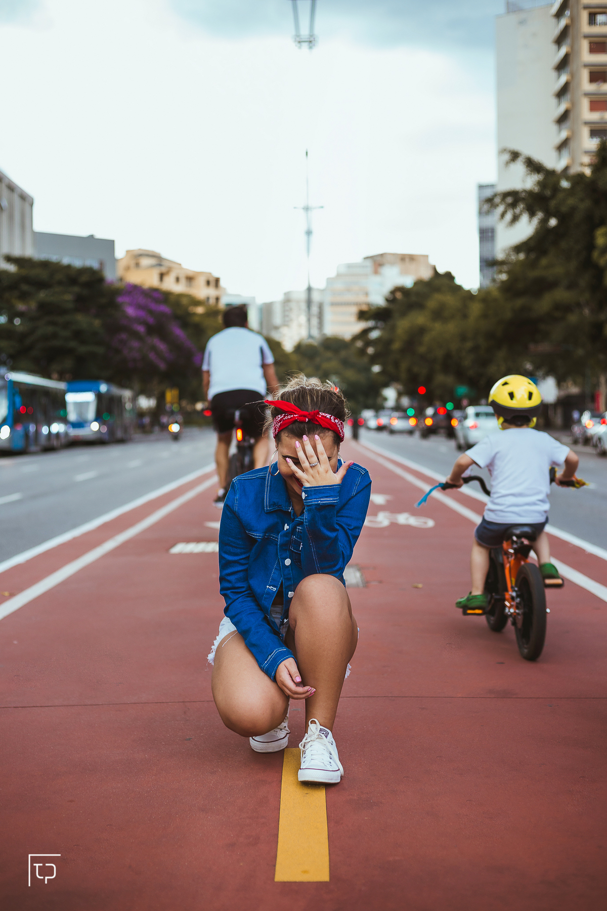 ensaio fotografico book debutante 15 anos na avenida paulista | balé ballet tutu inspiracao ideias criatividade poses modelo | fotografo em Guaruja Ton Prans Fotografia