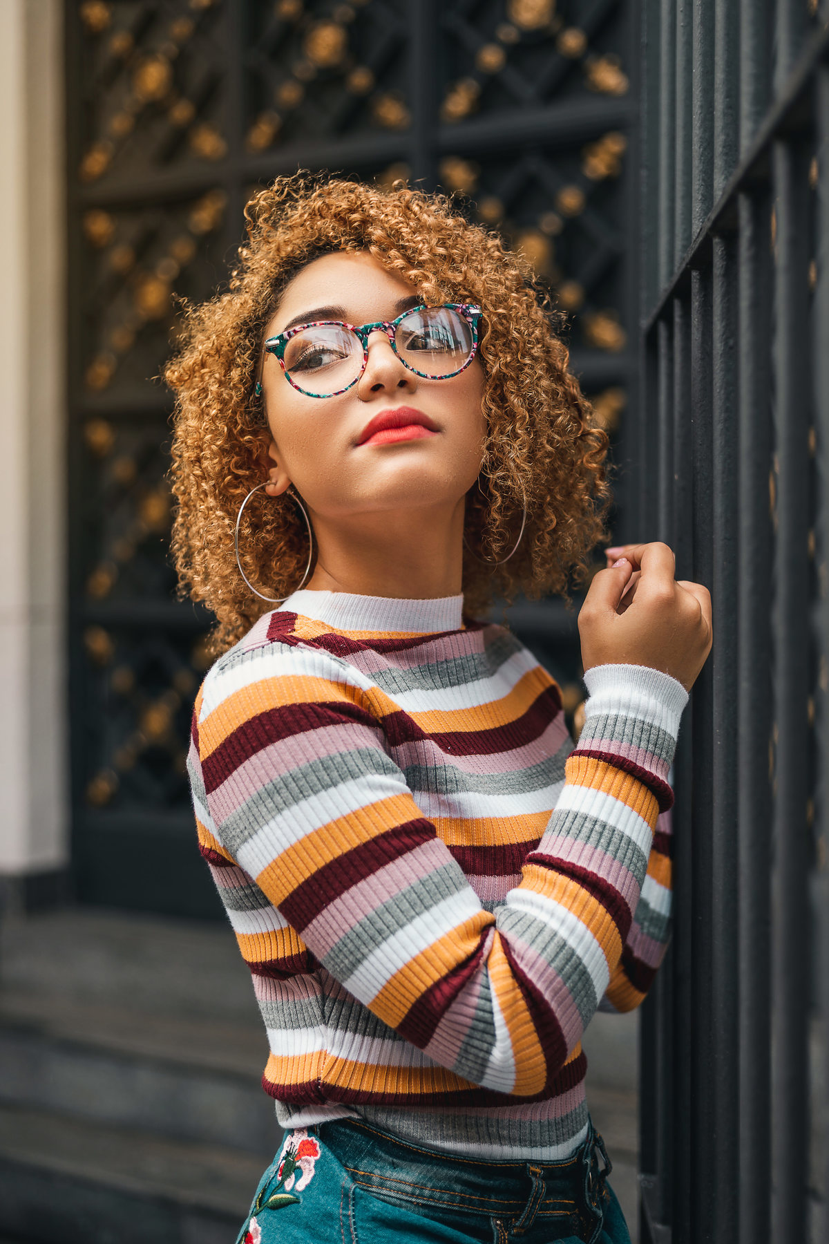 Ton Prans Fotografia | Ensaio debutante 15 anos da Anna Santos em Santos | sol natureza sorriso princesa modelo tumblr aniversário guarujá santos centro quebra mar pier bonde valongo xv 15 de novembro cores 