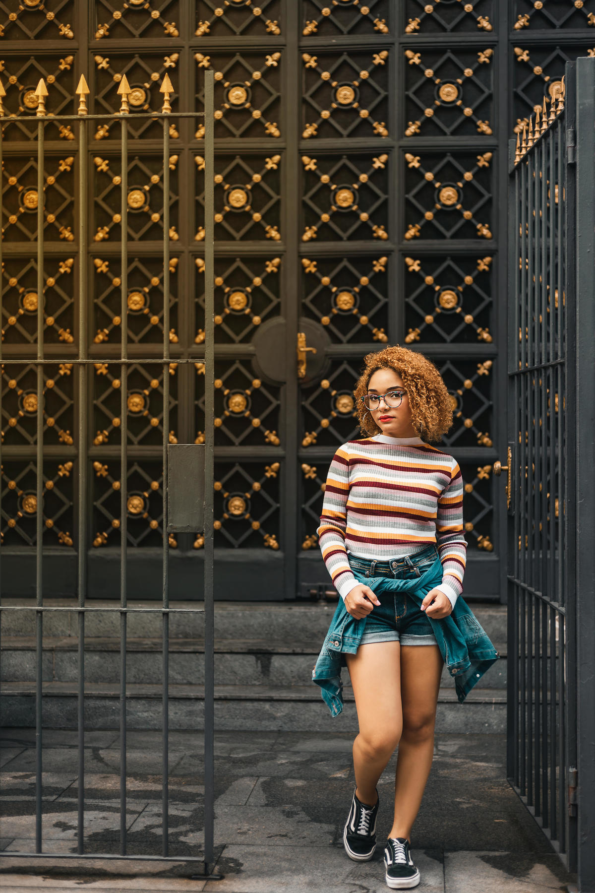 Ton Prans Fotografia | Ensaio debutante 15 anos da Anna Santos em Santos | sol natureza sorriso princesa modelo tumblr aniversário guarujá santos centro quebra mar pier bonde valongo xv 15 de novembro cores 