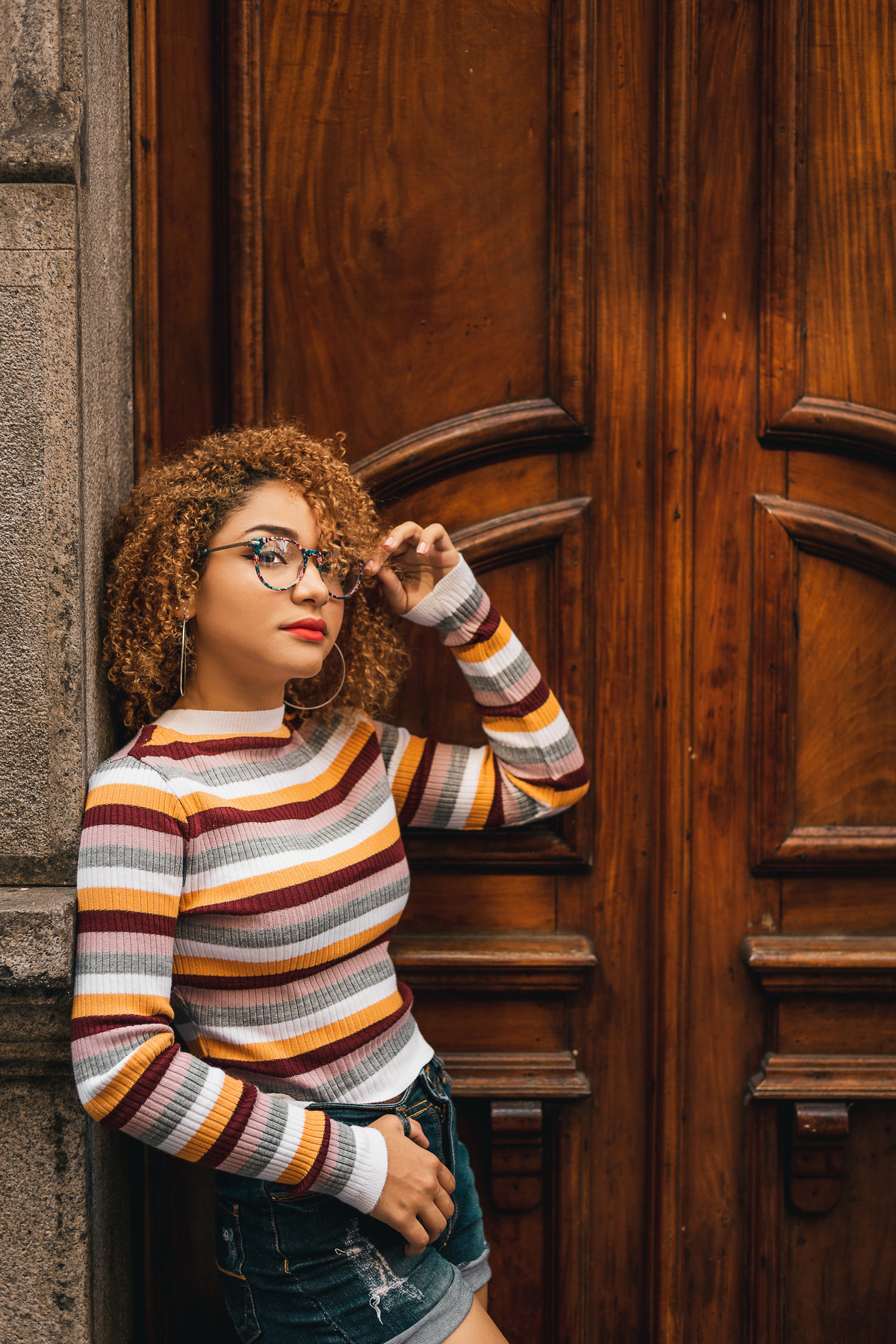 Ton Prans Fotografia | Ensaio debutante 15 anos da Anna Santos em Santos | sol natureza sorriso princesa modelo tumblr aniversário guarujá santos centro quebra mar pier bonde valongo xv 15 de novembro cores 