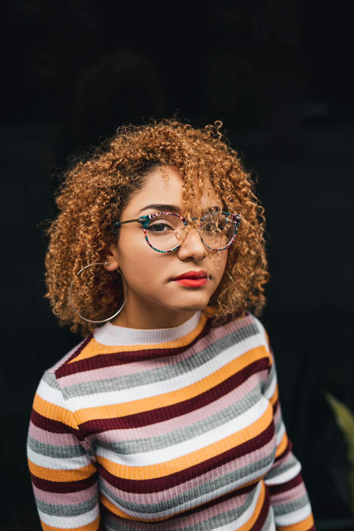 Ton Prans Fotografia | Ensaio debutante 15 anos da Anna Santos em Santos | sol natureza sorriso princesa modelo tumblr aniversário guarujá santos centro quebra mar pier bonde valongo xv 15 de novembro cores 