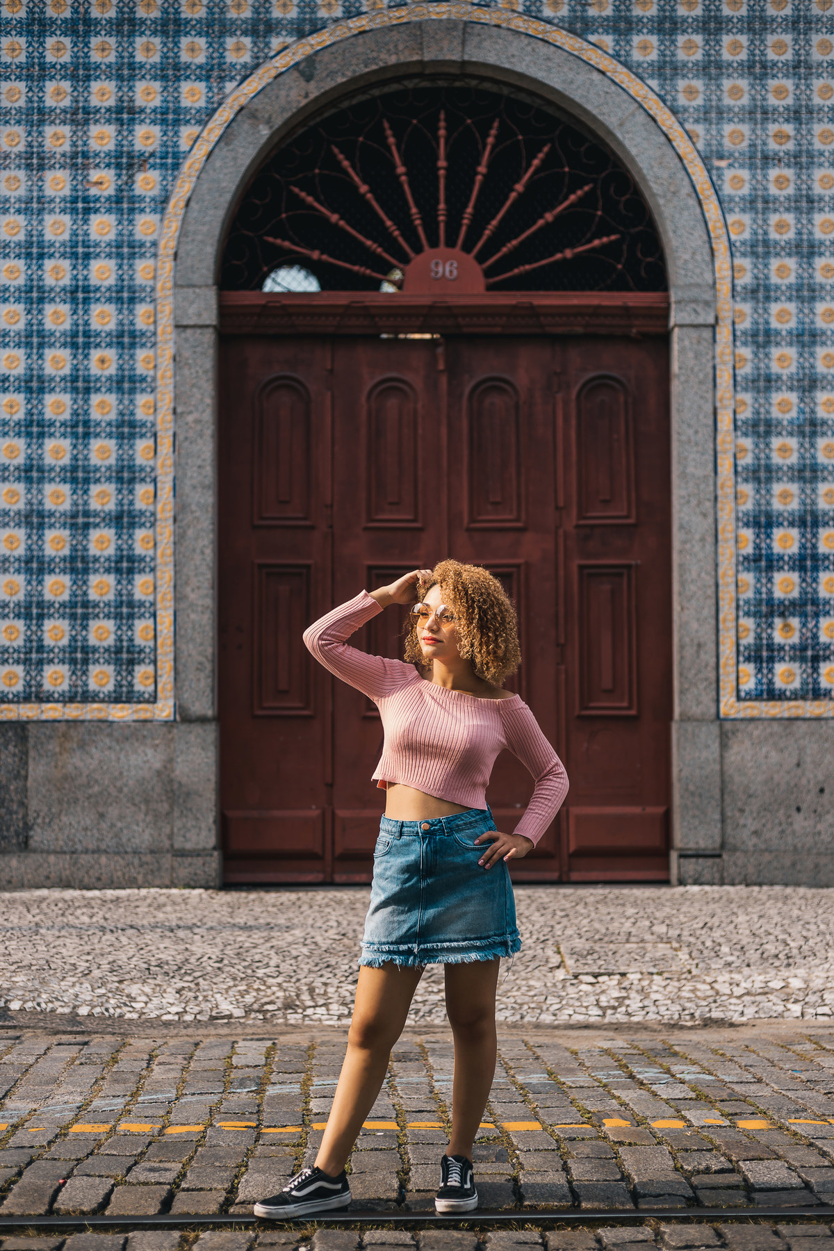 Ton Prans Fotografia | Ensaio debutante 15 anos da Anna Santos em Santos | sol natureza sorriso princesa modelo tumblr aniversário guarujá santos centro quebra mar pier bonde valongo xv 15 de novembro cores 