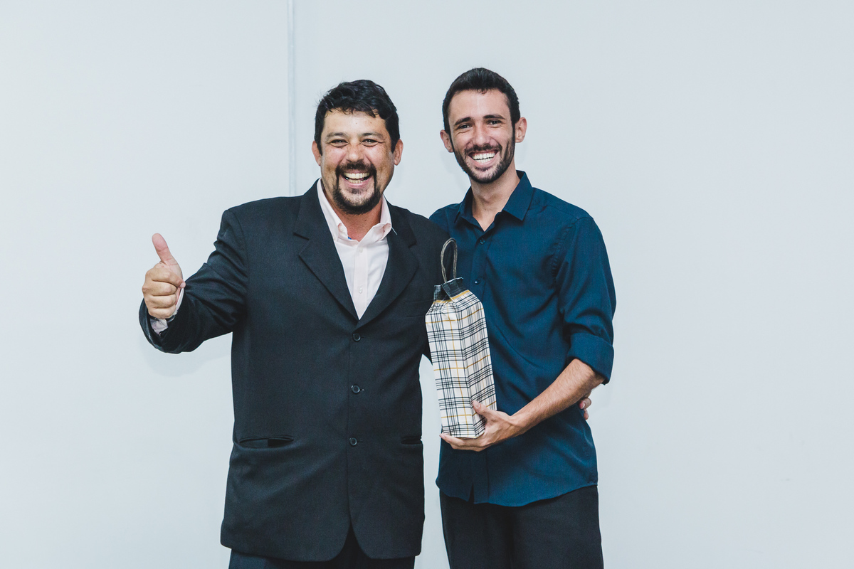 Ton Prans Fotografia | Colação e Festa Formatura Manuntenção de aeronaves ETEC | Formandos Universidade Universitário Faculdade Festa Colação Guarujá Base Aérea de Santos Alegrias Buffet Avião Aviões TCC