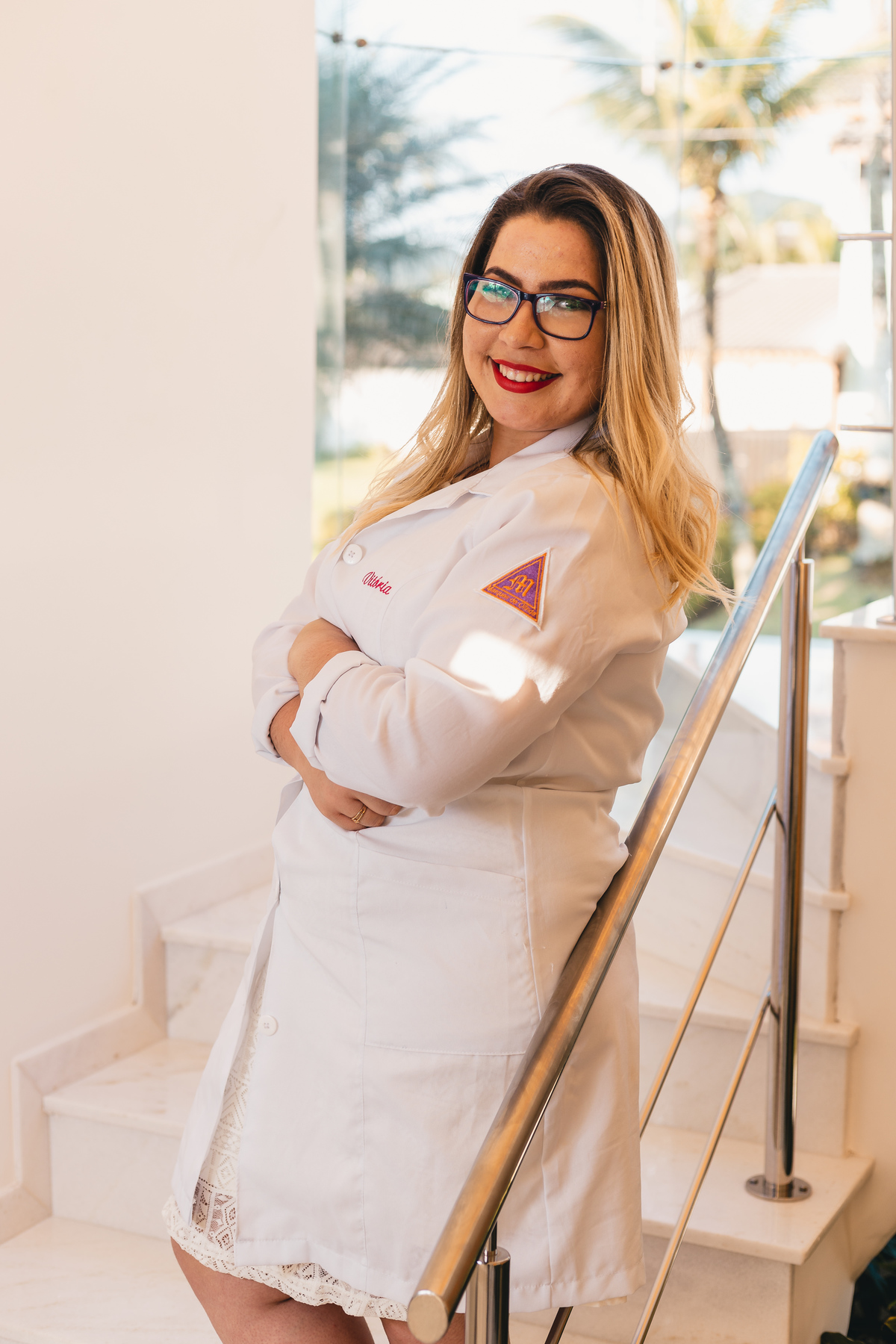 Ton Prans Fotografia | Ensaio Formatura Enfermagem Colégio Marques de Olinda Faculdade Formandos Faculdade Universidade  Universitário Festa Praia Piscina Jaleco Fumaça Sparkles