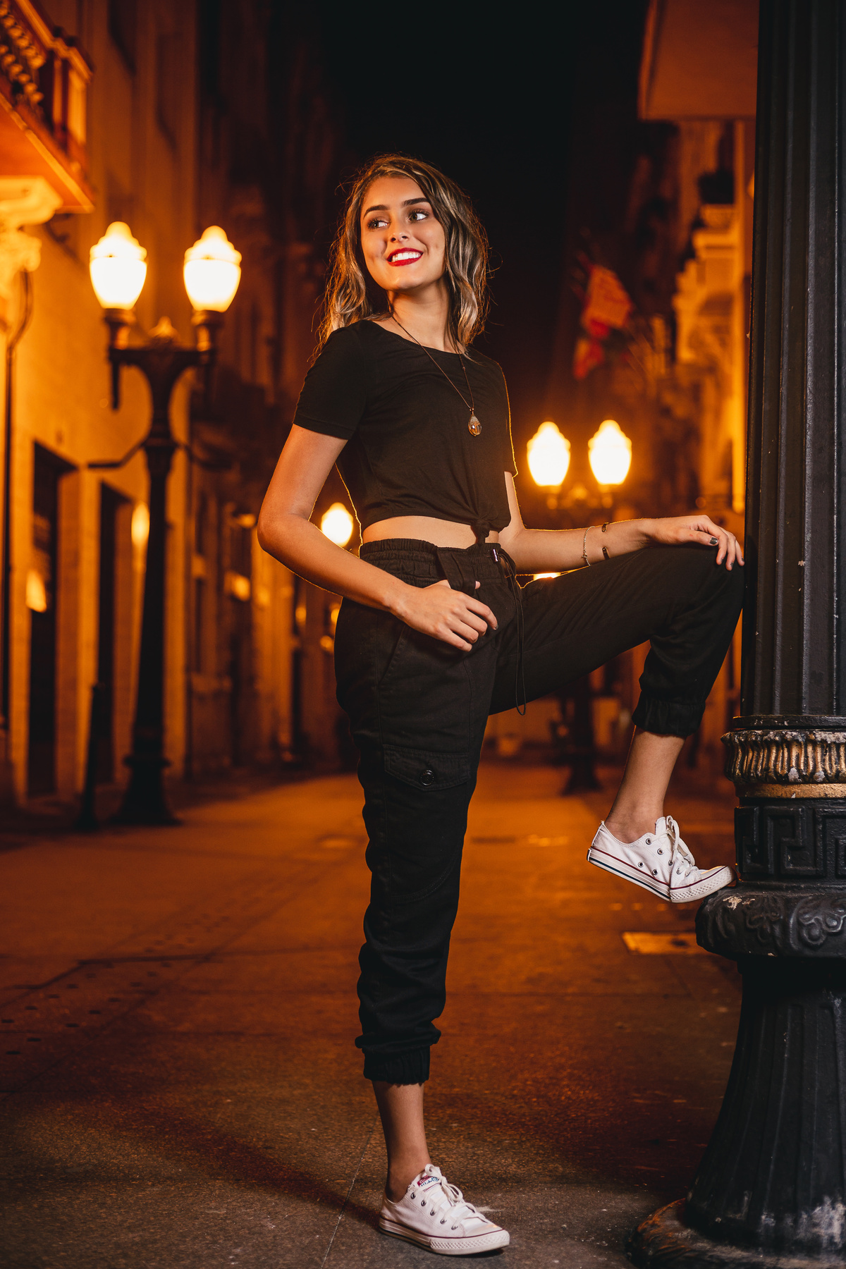 Ton Prans Fotografia | Ensaio debutante 15 anos da Julia Novaes em Santos | sol natureza sorriso princesa modelo tumblr aniversário guarujá santos centro jardim botanico xv 15 de novembro cores 