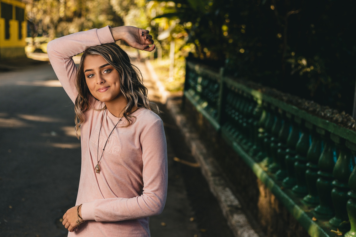 Ton Prans Fotografia | Ensaio debutante 15 anos da Julia Novaes em Santos | sol natureza sorriso princesa modelo tumblr aniversário guarujá santos centro jardim botanico xv 15 de novembro cores 