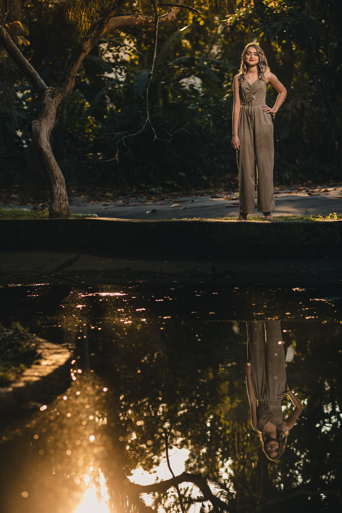 Ton Prans Fotografia | Ensaio debutante 15 anos da Julia Novaes em Santos | sol natureza sorriso princesa modelo tumblr aniversário guarujá santos centro jardim botanico xv 15 de novembro cores 