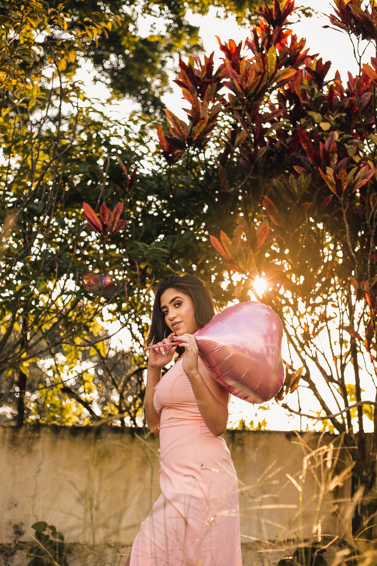 Ton Prans Fotografia | Ensaio debutante 15 anos da Vitoria Senna em Santos | sol natureza sorriso princesa modelo tumblr aniversário guarujá santos bonde monte serrat  cores balao coracao flor flores balanco