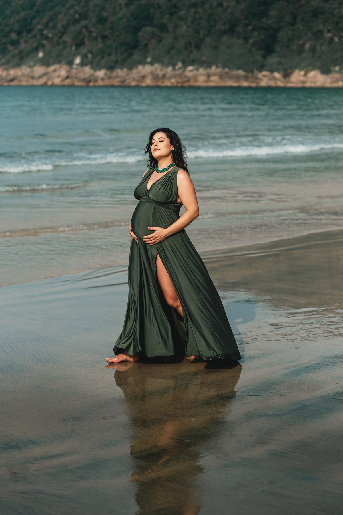 ensaio gestante da Amanda na Praia do Guaiúba gestante gravida gravidinha bebe newborn nascimento barriga barrigão fotografo em Guaruja Ton Prans Fotografia